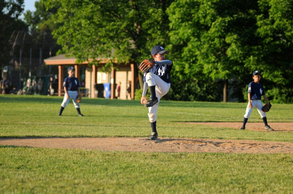 How To Throw A Baseball Harder yankees kid pitching